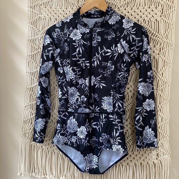 Tropical, floral,long sleeve rash guard, swimsuit swimwear with breast p… - Picture 1 of 7